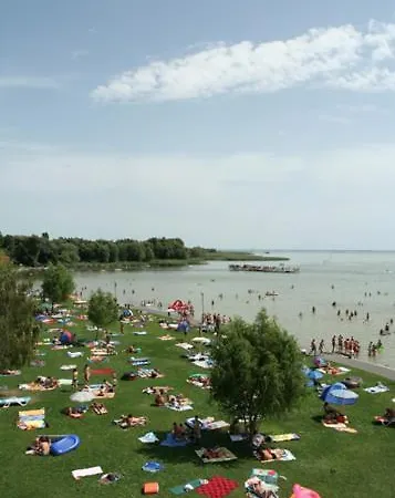 Sissi Vonyarcvashegy-balaton بيت ضيافة *