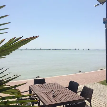 بيت ضيافة Sissi Vonyarcvashegy-balaton *